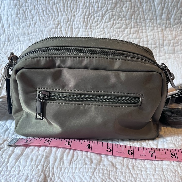 Small olive green shoulder bag - Picture 2 of 3